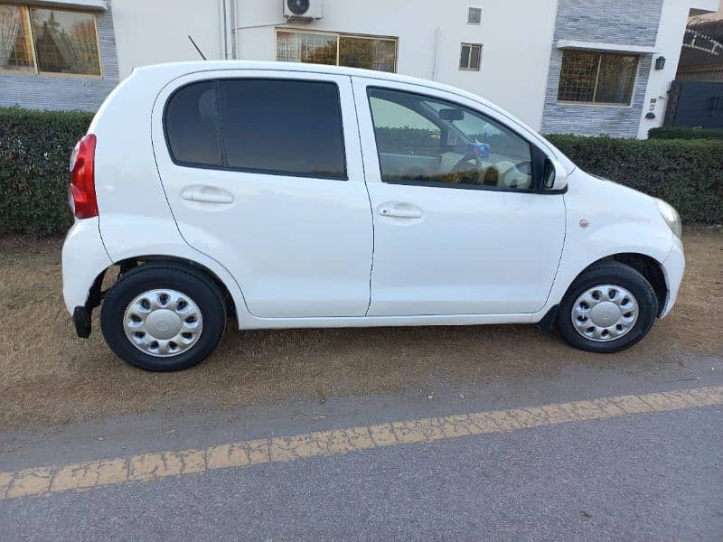 Toyota Passo 2013 9