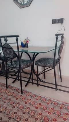 Dining table with 2 chairs