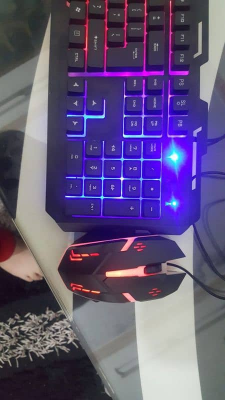 rgb gaming keyboard and rgb mouse for sell 3