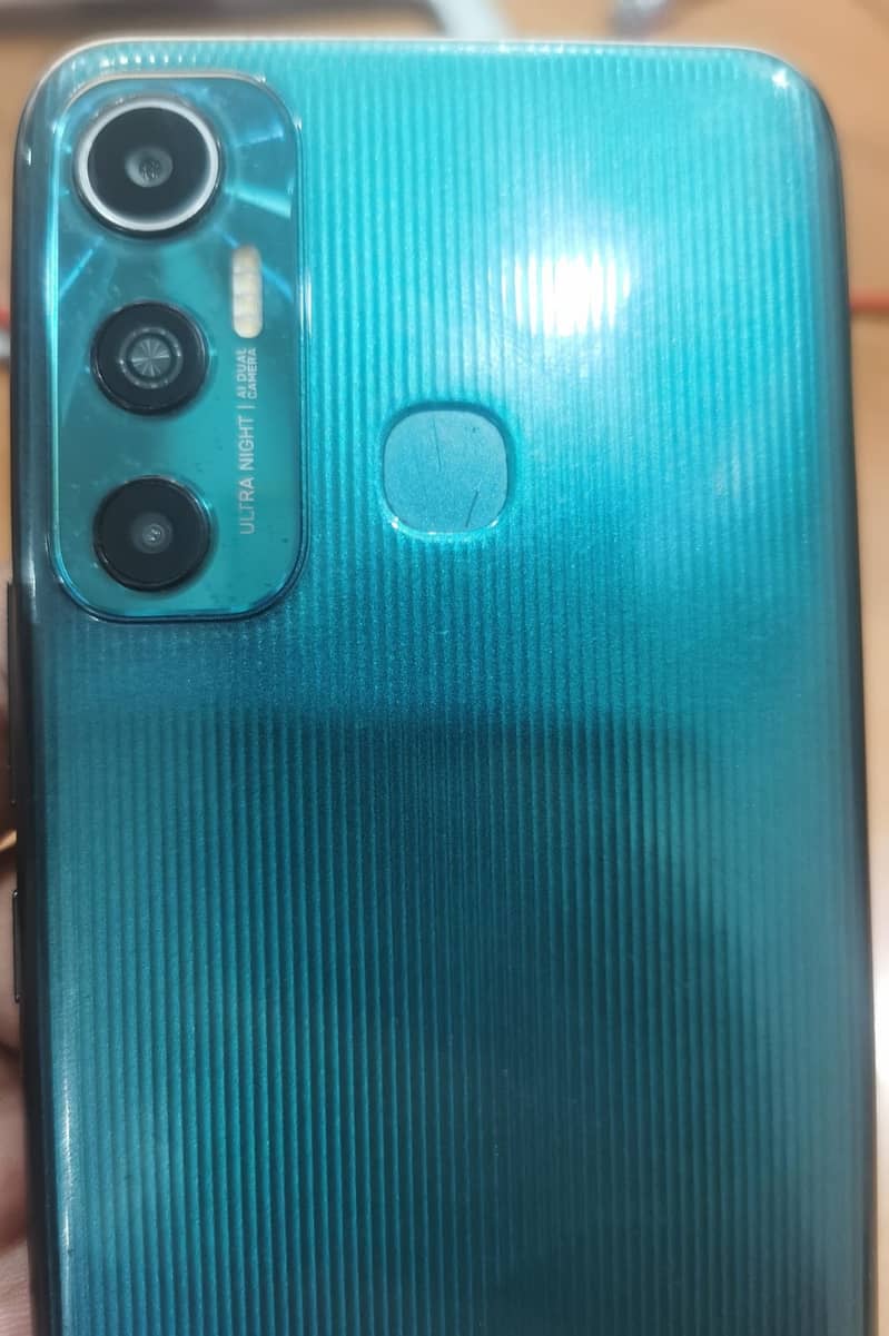 Infinix Hot 11 (4GB RAM, 128GB) – Excellent Condition! 3