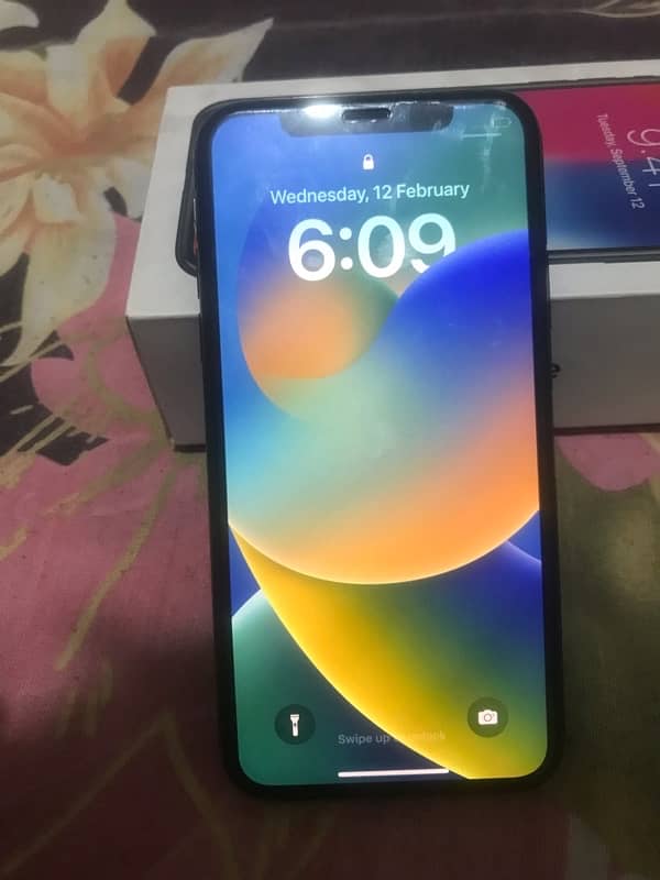 IPhone X 64 GB PTA approved with box 1