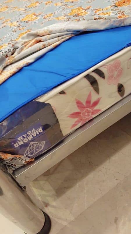 Steel Bed With Mattress 6×6.5  03147186406 3