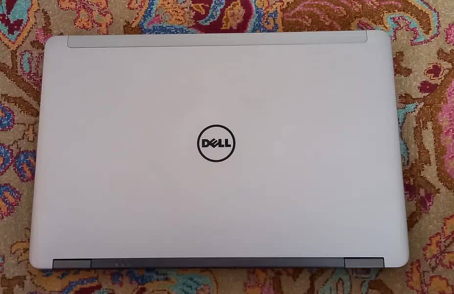 Dell Latitude E6540 (4th gen) 0