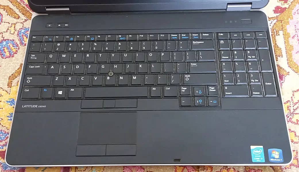 Dell Latitude E6540 (4th gen) 4