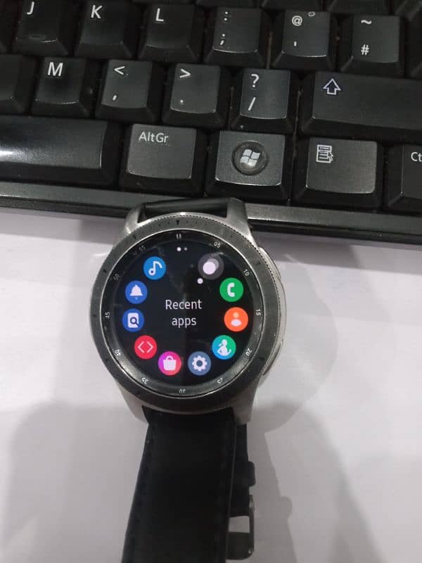 smart watch S4 gear 3