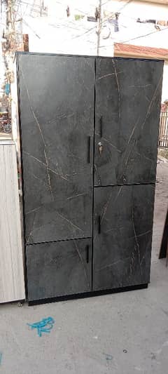 Cloth Cabinet