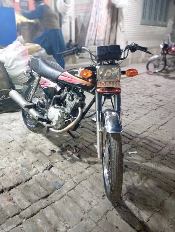 Honda CG 125 2012 total jeniun 1