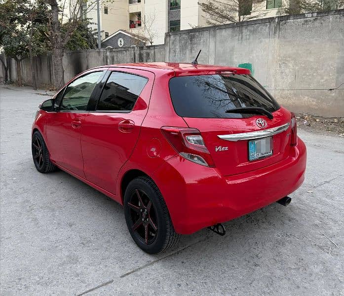 Toyota Vitz 2014 total original 4