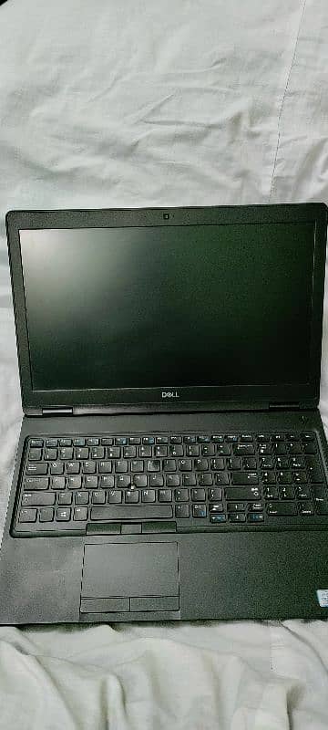 Dell Precision 3530 3