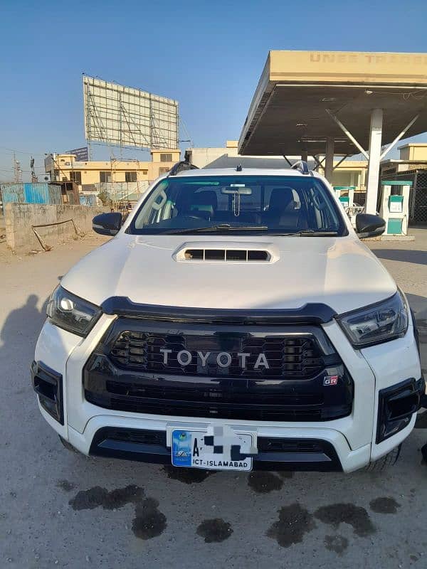 Toyota Hilux Revo G 3.0 Manual 0