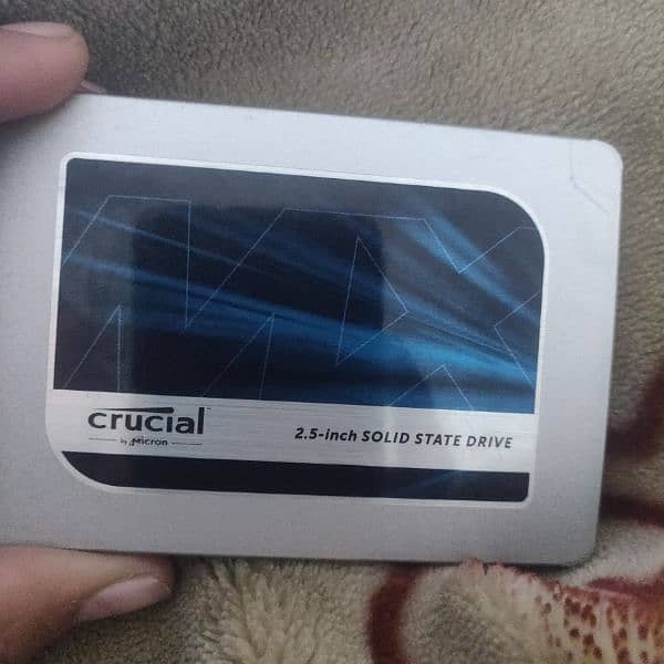 CRUCIAL MX500 2TB SSD 3