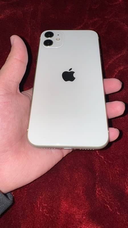 iPhone 11 128gb non pta with box 9