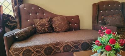 5seetar sofa 1devan 3tabal 1cofe tabal