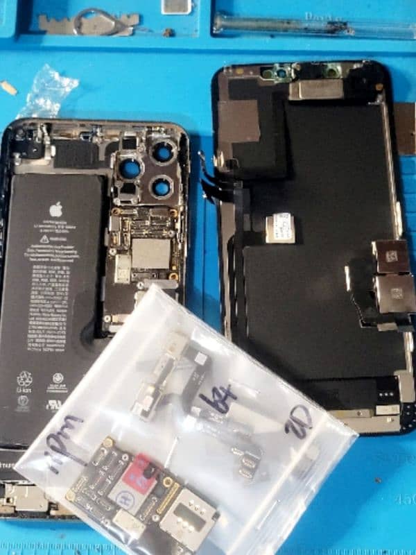 iPhone XS Max 11 Pro Max 12 Pro Max 13 Pro Max 14 Pro Boards Available 14