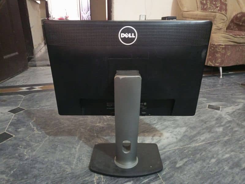 LED MONITOR 4