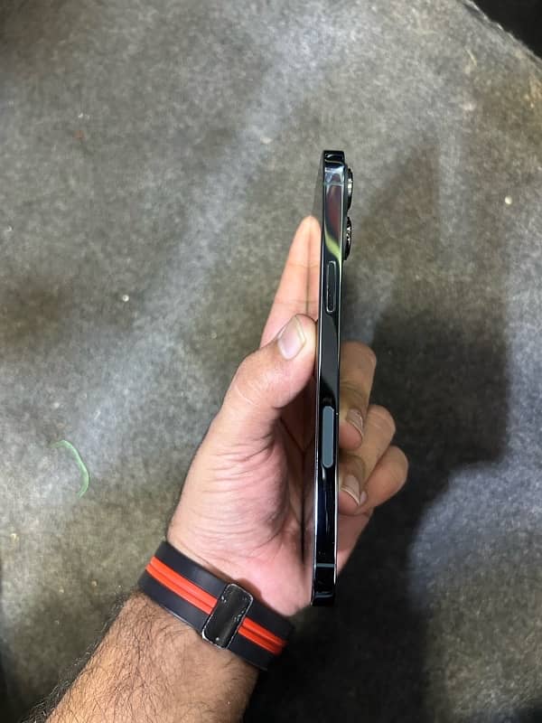 IPHONE 13 PRO MAX NON PTA 3