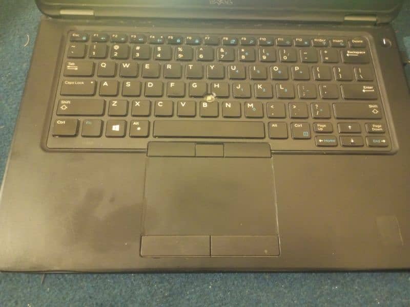 Dell Corei5 5 Generation 8 Gb Ram 128 Gb Ssd 4