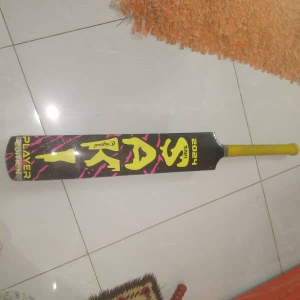 cricket bat 0