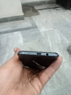 Infinix hot 10 Play 4/64 GB contact me 03193806807