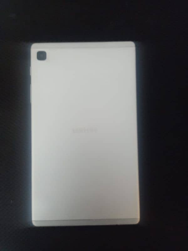 Samsung Tab A7 Lite (8.7") Mint Condition (No Defect) (Silver 3