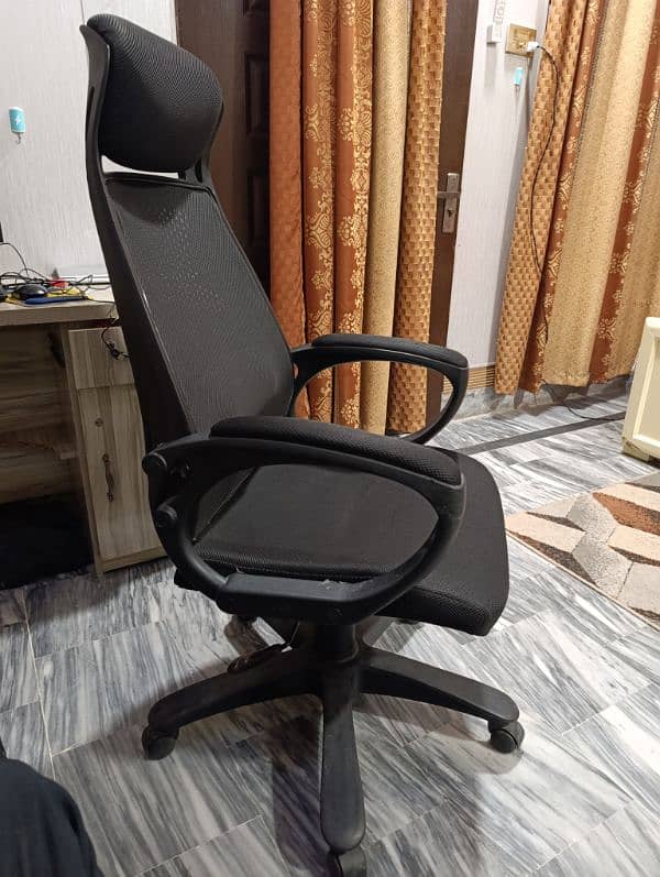 Premium Office/Computer Chair – Like New, Perfect Condition 1