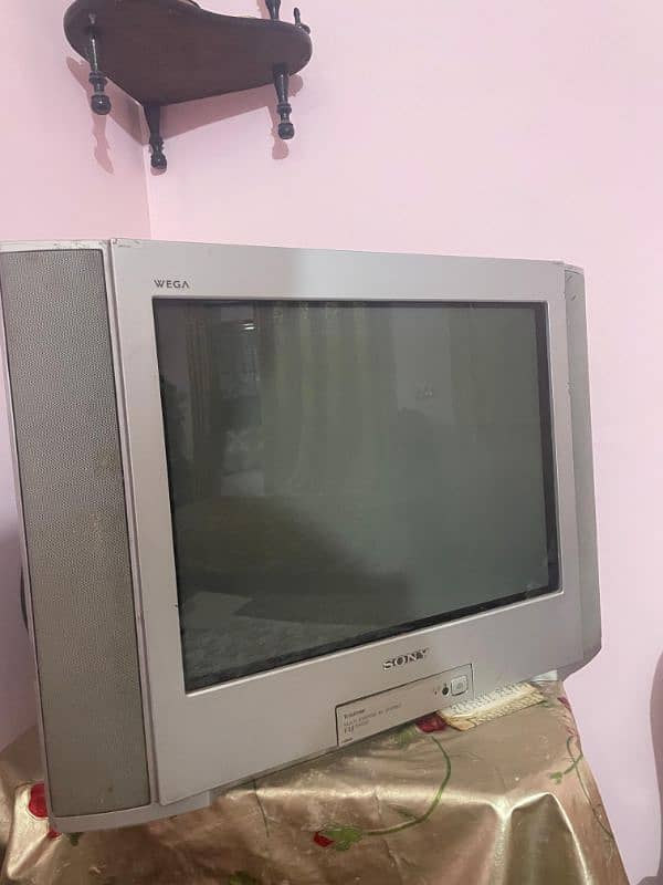 Sony TV New Condition. 5