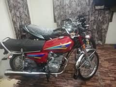 Honda 125 like new condition 2005 model