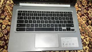 Accer chrome book R13