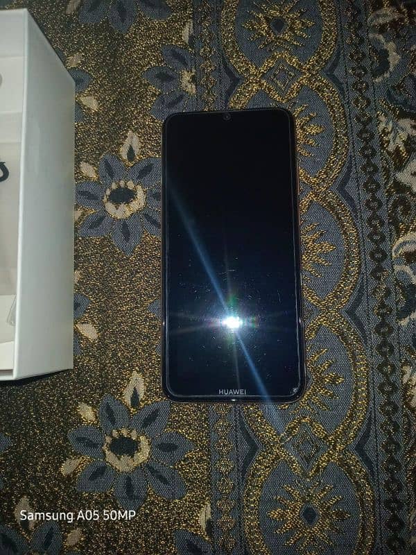 Huawei y6 prime 2/32 Finger print working. 6