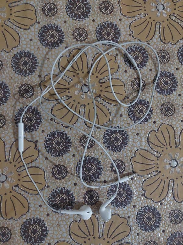 Apple Handfree 3.5mm Jack 0