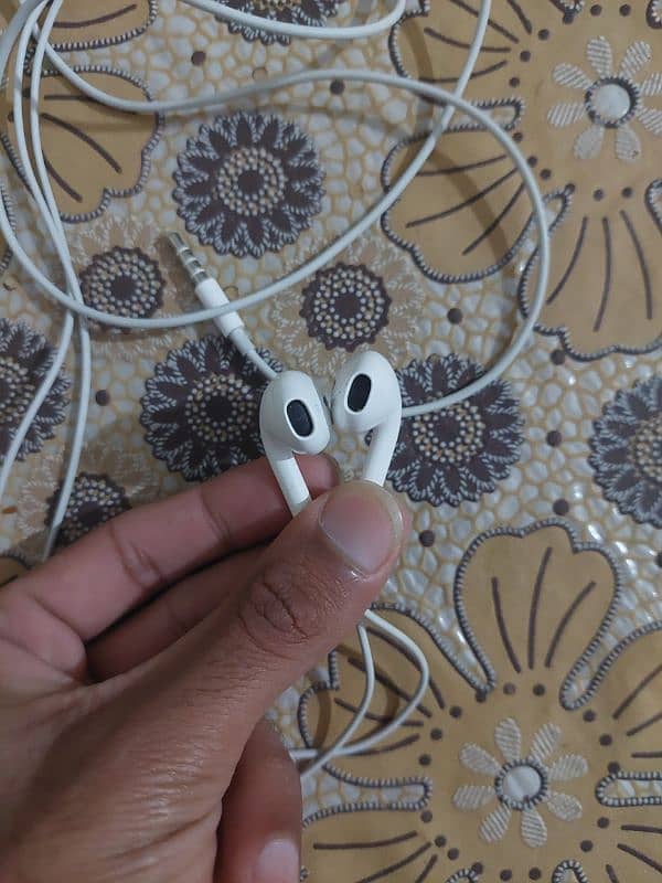 Apple Handfree 3.5mm Jack 4