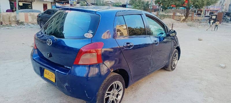 Toyota Vitz 2005/11 3