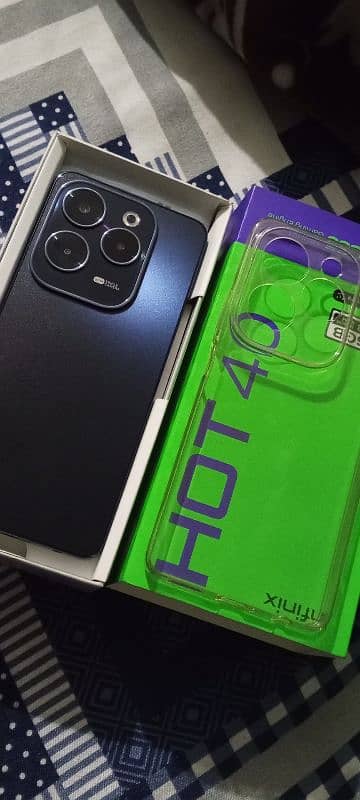 second hand Infinixhot40 mobile in good condition 1