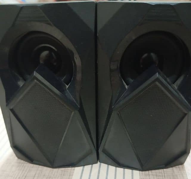 speakers for sale 0