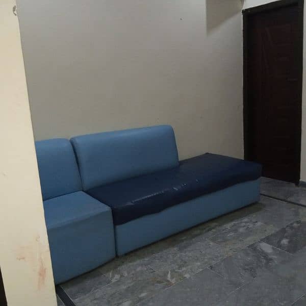 L Shape Sofa in good condition for sale 1