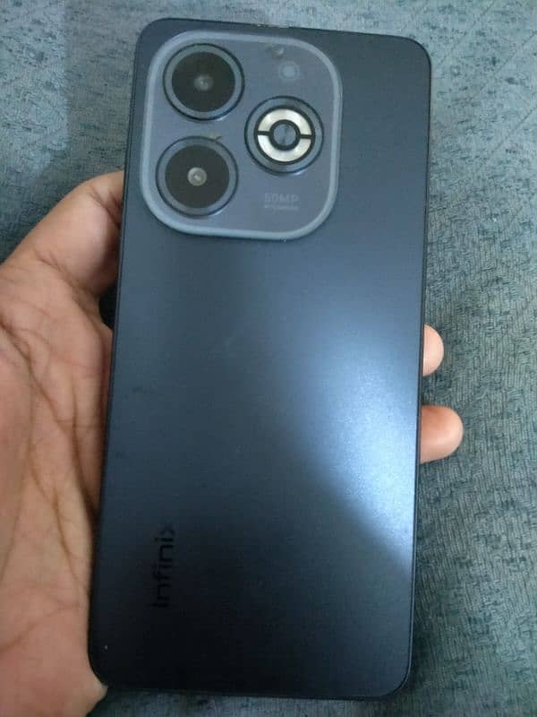 Infinix Smart 8 Plus 4/64 10/10 condition only phone 3