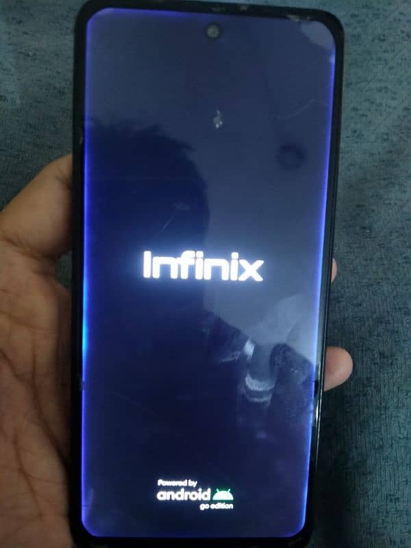 Infinix Smart 8 Plus 4/64 10/10 condition only phone 9