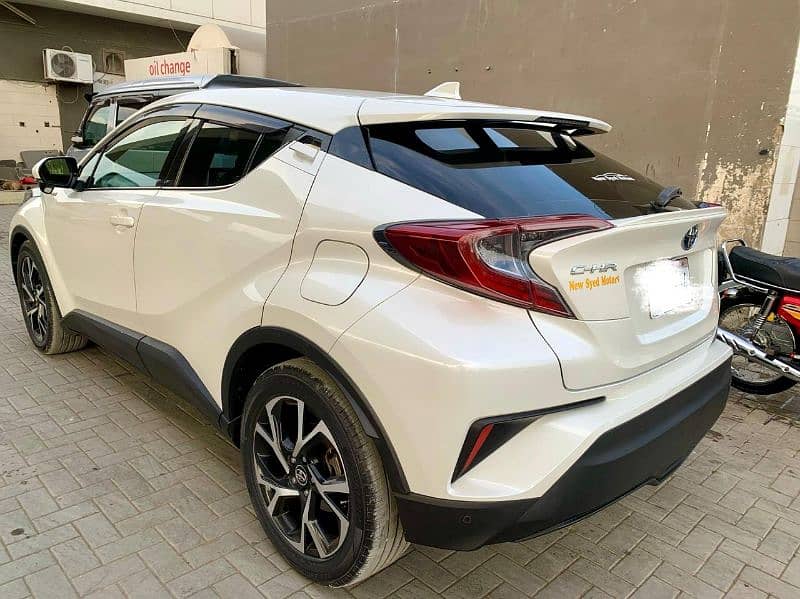 Toyota C-HR 2018 1