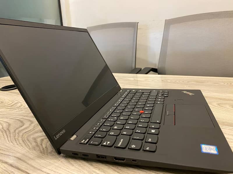 Lenovo X1 Carbon Core i7 7th Gen 9