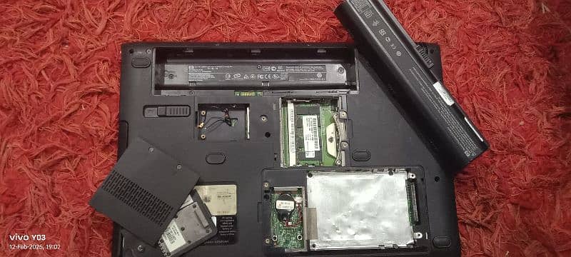 HP Pavilion dv2000 series Dead laptop for sale 1