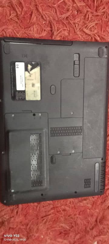 HP Pavilion dv2000 series Dead laptop for sale 2