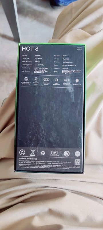 infinix hot 8  4/64 7