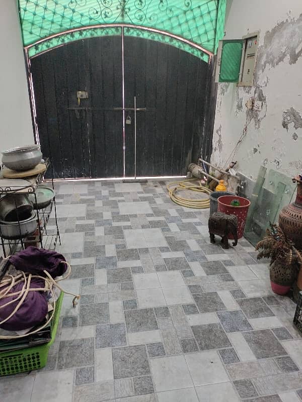 Tiled Floor 2 year old 5 Marla Double Storey Iqbal Town 23