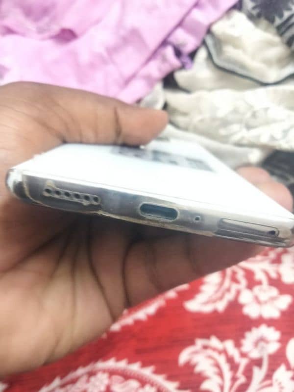 Tecno spark 20 pro plus condition 10/ 9.5 16/256. number 03021190300 3