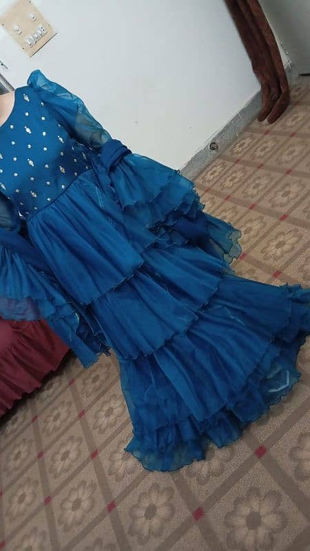 frill wali frock 1