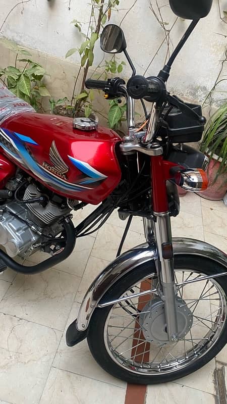 Honda Cg 125 2023/24 All Punjab Number Fresh condition bike 10