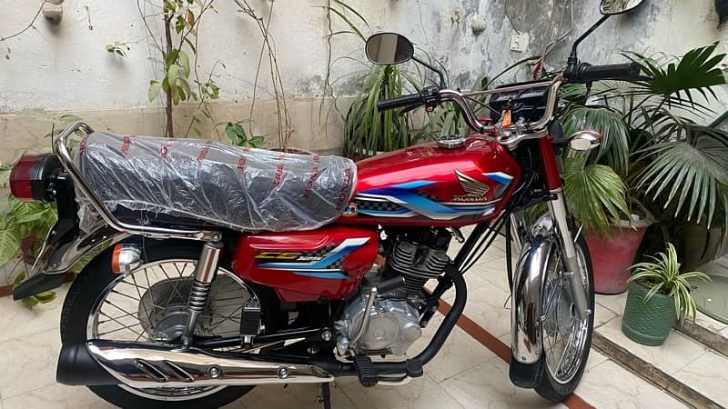 Honda Cg 125 2023/24 All Punjab Number Fresh condition bike 14