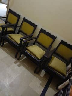 pure wood 4 adad chairs with kushan for sale