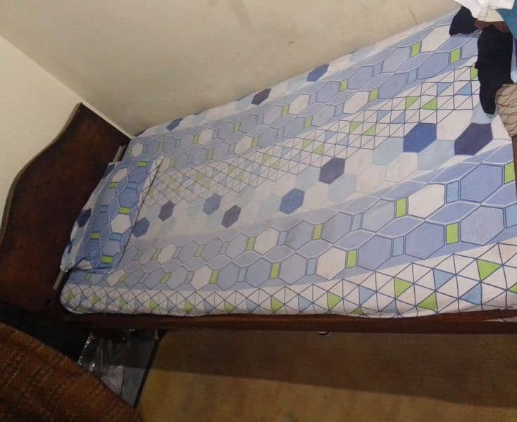 single bed with mattress for children | 5 beds available 5