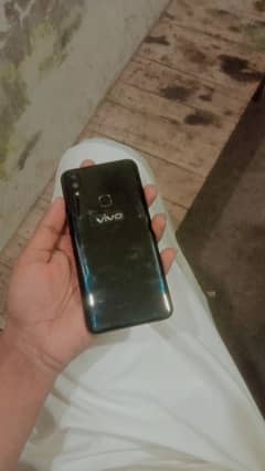 Vivo y85 4/64 Only mobile condition 10/9